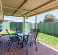 Colonial Court Villas - Schoolies Week Accommodation