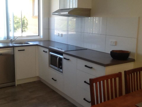 Narooma Golfers Lodge - Schoolies Week Accommodation 37