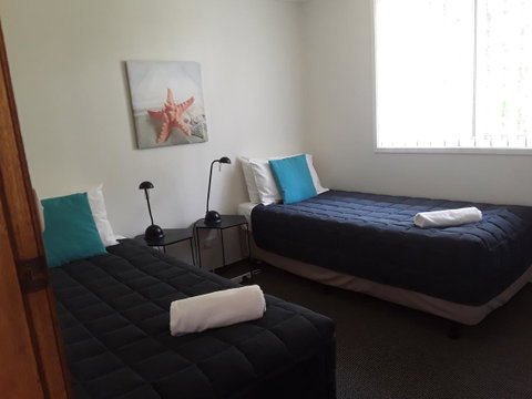 Narooma Golfers Lodge - Schoolies Week Accommodation 19