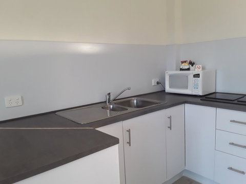 Narooma Golfers Lodge - Schoolies Week Accommodation 4
