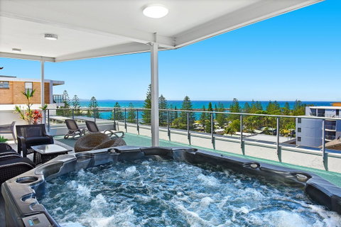 Macquarie Waters Boutique Apartment Hotel - Schoolies Week Accommodation 0