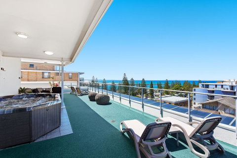 Macquarie Waters Boutique Apartment Hotel - Schoolies Week Accommodation 2