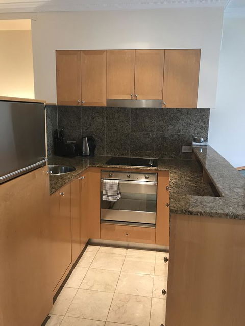 Wyndel Apartments Sydney CBD - Bond - Schoolies Week Accommodation 6