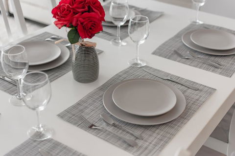 High Rise Apt In Heart Of Sydney Wt Harbour View - Schoolies Week Accommodation 4