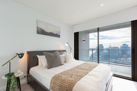 High Rise Apt In Heart Of Sydney Wt Harbour View - Schoolies Week Accommodation 1