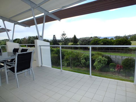 Pacific Marina Apartments - Schoolies Week Accommodation 17