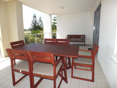 Pacific Marina Apartments - Schoolies Week Accommodation 26