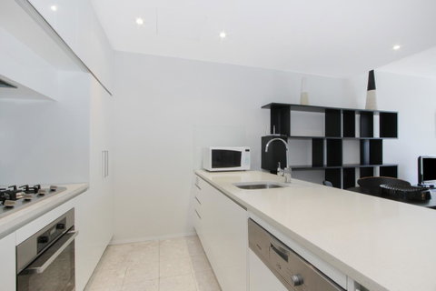 Lakefront 116 Kingston ACT - Schoolies Week Accommodation 22