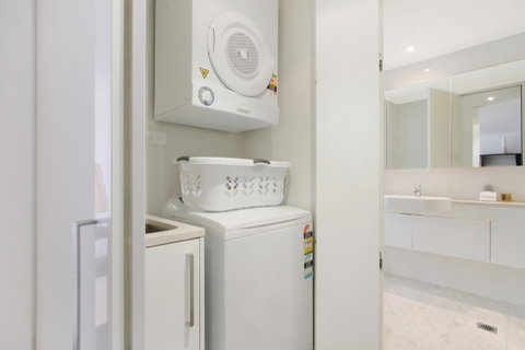 Lakefront 116 Kingston ACT - Schoolies Week Accommodation 20