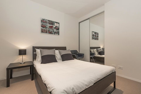 Lakefront 116 Kingston ACT - Schoolies Week Accommodation 11