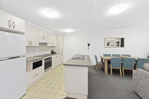 Club Wyndham Flynns Beach, Trademark Collection By Wyndham - Schoolies Week Accommodation 7