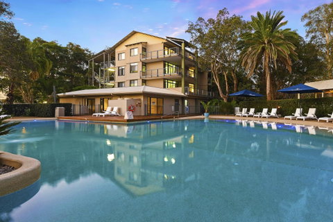 Club Wyndham Flynns Beach, Trademark Collection By Wyndham - Schoolies Week Accommodation 3