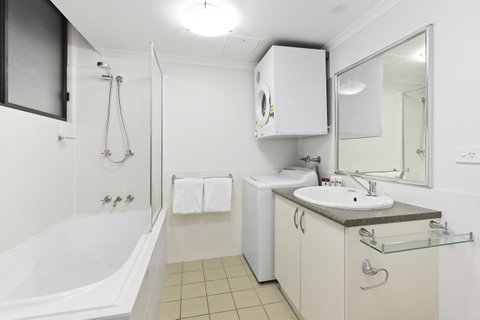 Club Wyndham Flynns Beach, Trademark Collection By Wyndham - Schoolies Week Accommodation 18