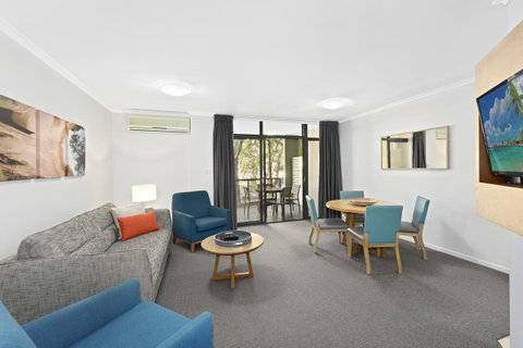 Club Wyndham Flynns Beach, Trademark Collection By Wyndham - Schoolies Week Accommodation 17