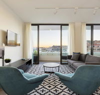 Botanik Apartment Hotel - Schoolies Week Accommodation