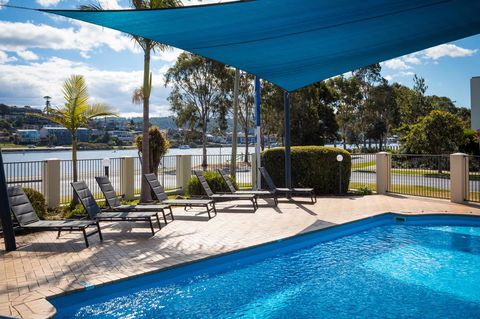 Sails Luxury Apartments Merimbula - Schoolies Week Accommodation 6