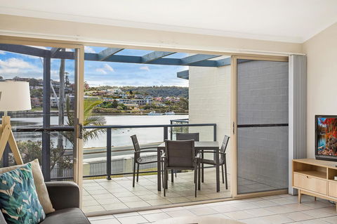 Sails Luxury Apartments Merimbula - Schoolies Week Accommodation 27