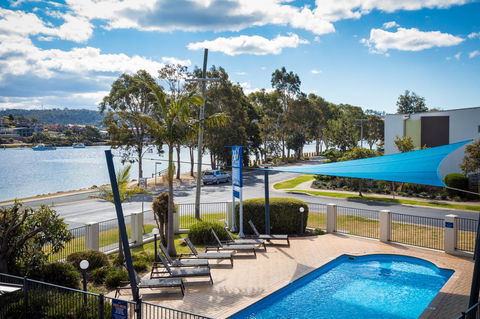 Sails Luxury Apartments Merimbula - Schoolies Week Accommodation 1