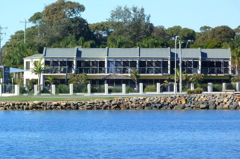 Sails Luxury Apartments Merimbula - Schoolies Week Accommodation 30