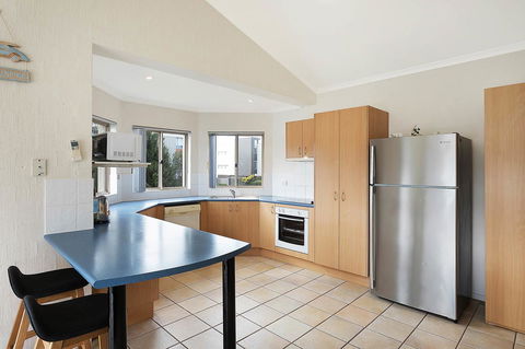 Sails Luxury Apartments Merimbula - Schoolies Week Accommodation 43
