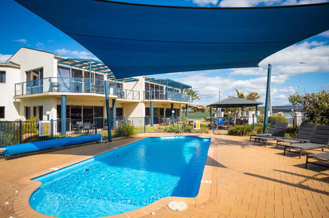 Sails Luxury Apartments Merimbula - Schoolies Week Accommodation 42