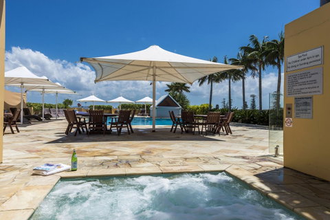 Oaks The Entrance Waterfront Suites - Schoolies Week Accommodation 20