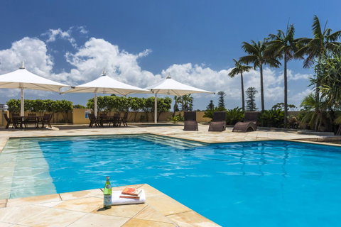 Oaks The Entrance Waterfront Suites - Schoolies Week Accommodation 5