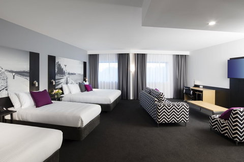 Mercure Newcastle Airport - Schoolies Week Accommodation 9