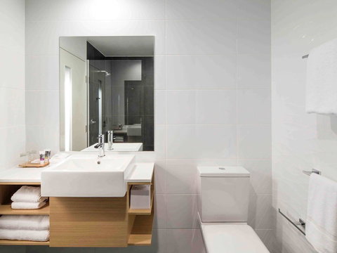 Mercure Newcastle Airport - Schoolies Week Accommodation 40