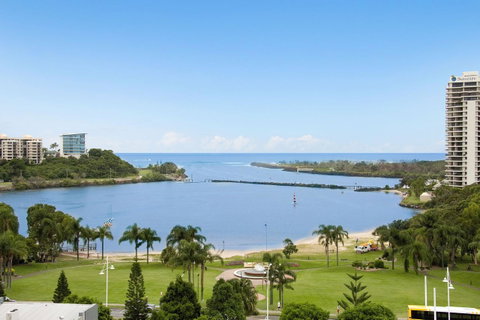 Tweed Ultima Apartments - Schoolies Week Accommodation 3
