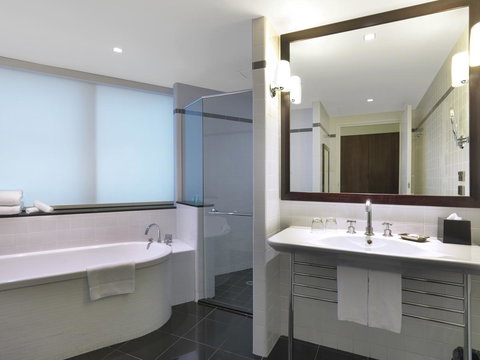 Amora Hotel Jamison Sydney - Schoolies Week Accommodation 36