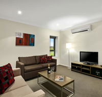Quest Singleton - Schoolies Week Accommodation