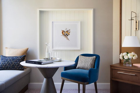 Four Seasons Hotel Sydney - Schoolies Week Accommodation 6