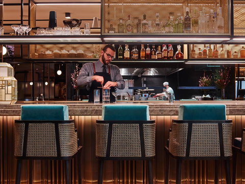 Four Seasons Hotel Sydney - Schoolies Week Accommodation 41