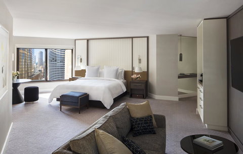 Four Seasons Hotel Sydney - Schoolies Week Accommodation 23