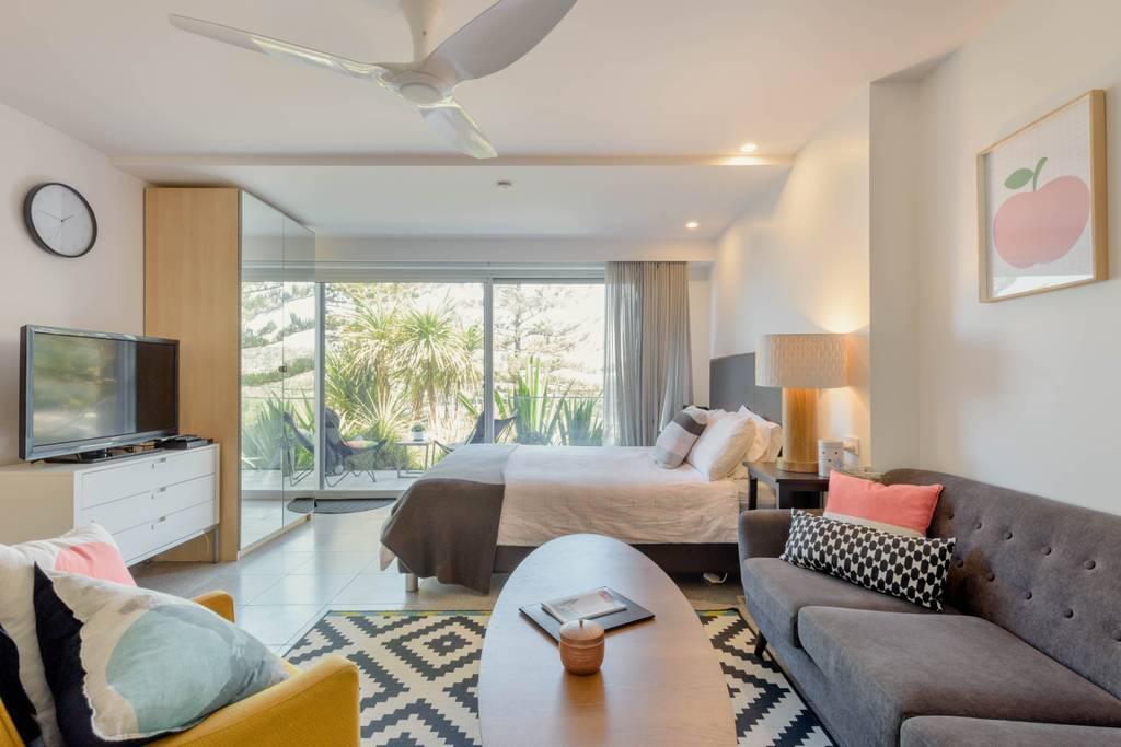 Len Waters Estate NSW Schoolies Week Accommodation
