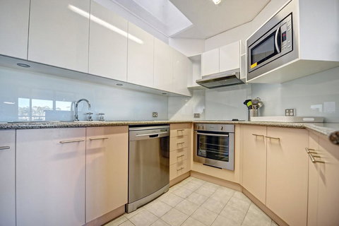 Charlesworth Bay Beach Resort - Schoolies Week Accommodation 17