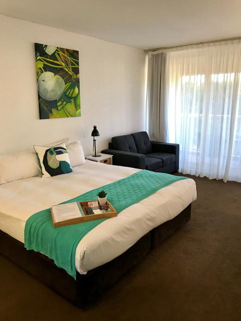 Charlesworth Bay Beach Resort - Schoolies Week Accommodation 14