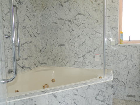 Charlesworth Bay Beach Resort - Schoolies Week Accommodation 5