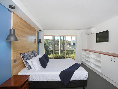 Charlesworth Bay Beach Resort - Schoolies Week Accommodation 44