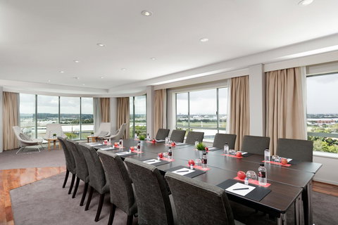 Rydges Parramatta - Schoolies Week Accommodation 43