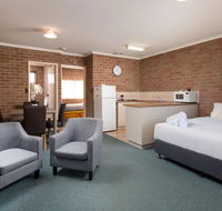 Corowa Bindaree Holiday Park - Schoolies Week Accommodation