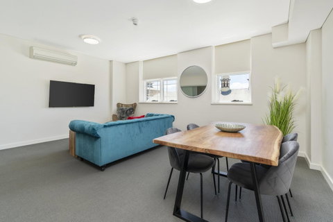 Terminus Apartment Hotel, Ascend Hotel Collection - Schoolies Week Accommodation 3