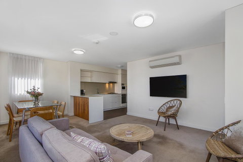 Terminus Apartment Hotel, Ascend Hotel Collection - Schoolies Week Accommodation 26