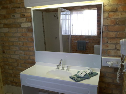 Mollymook Surfbeach Motel & Apartments - Schoolies Week Accommodation 20