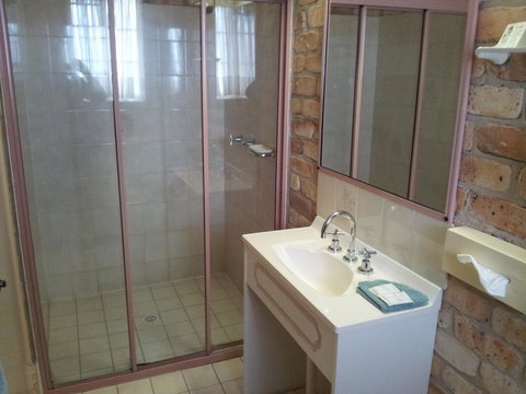 Mollymook Surfbeach Motel & Apartments - Schoolies Week Accommodation 3