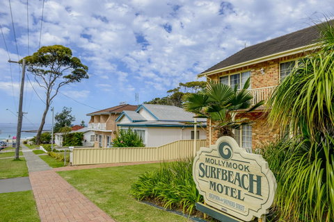 Mollymook Surfbeach Motel & Apartments - Schoolies Week Accommodation 18