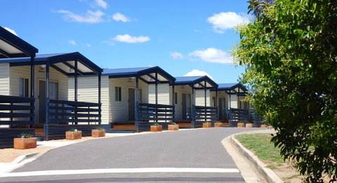 Crestview Tourist Park - Schoolies Week Accommodation 22
