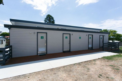 Crestview Tourist Park - Schoolies Week Accommodation 10