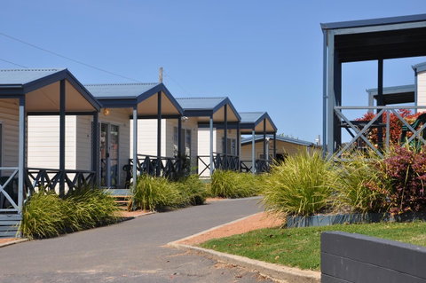 Crestview Tourist Park - Schoolies Week Accommodation 7